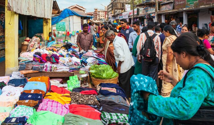 where you can find budget friendly outfits delhi